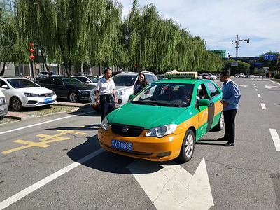 楊凌示范區(qū)開(kāi)展出租車計(jì)價(jià)器專項(xiàng)檢查 維護(hù)市場(chǎng)秩序保障乘客權(quán)益